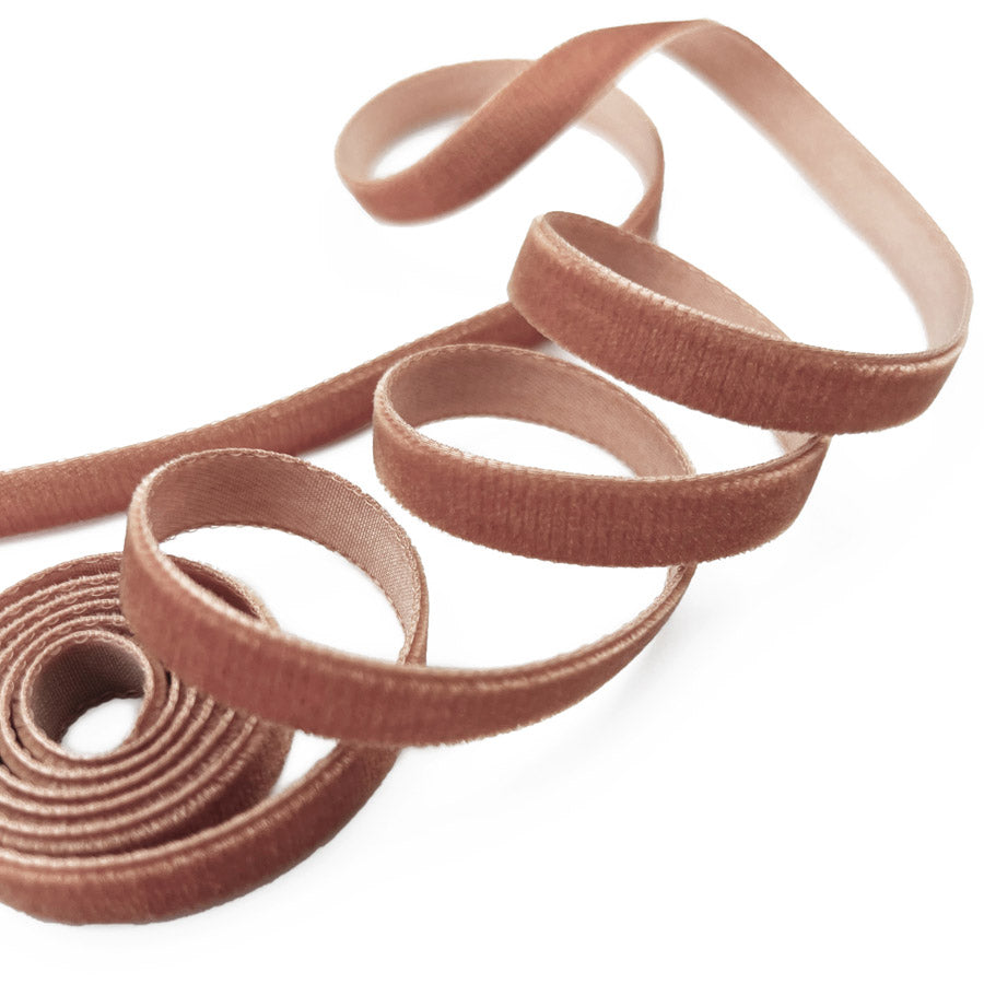 9Mm Berisfords Velvet Ribbons 5M