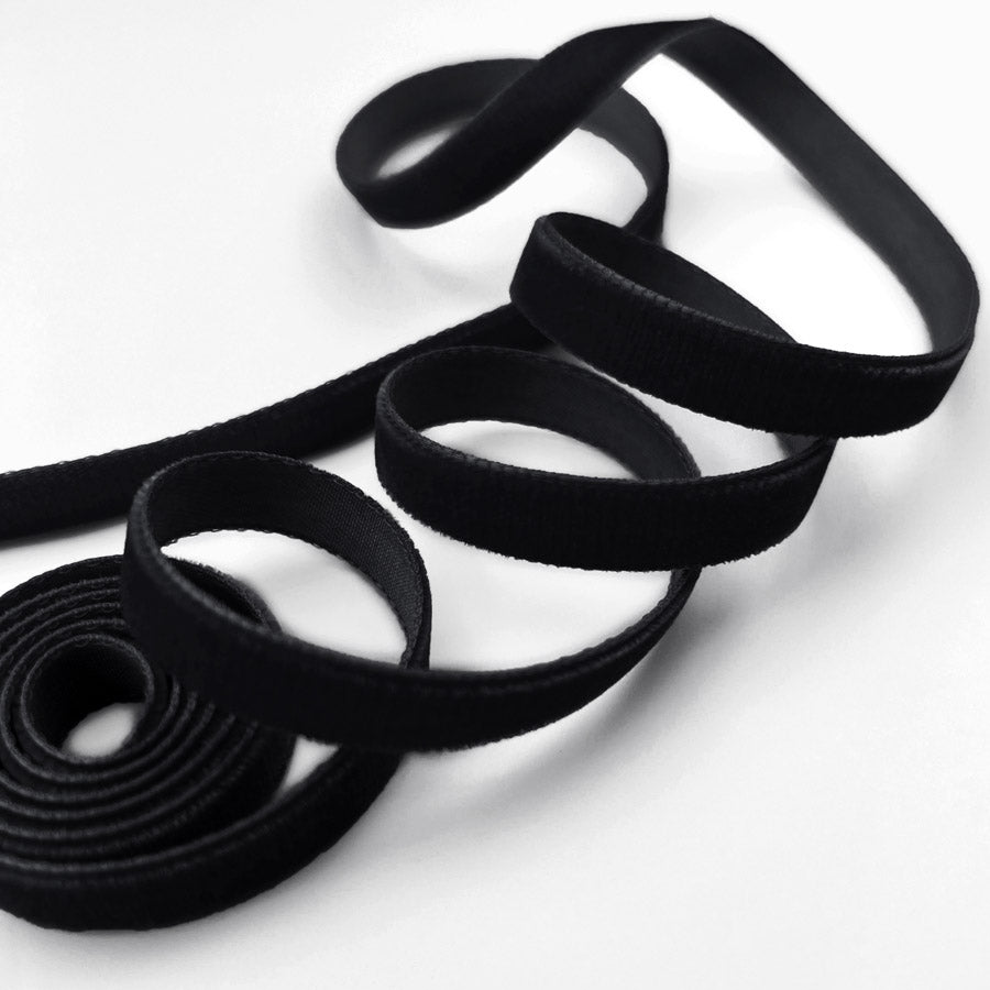 9Mm Berisfords Velvet Ribbons 5M