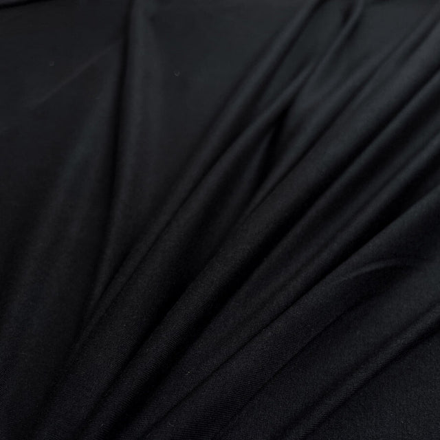 True essentials fine t shirting black