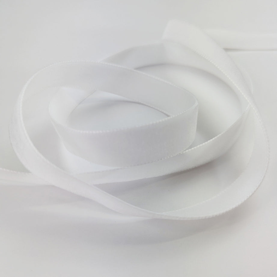 16mm Berisfords Nylon Velvet Ribbon 9401 White