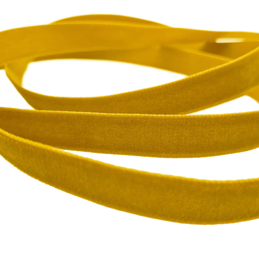 16mm Berisfords Nylon Velvet Ribbon 9402 Gold
