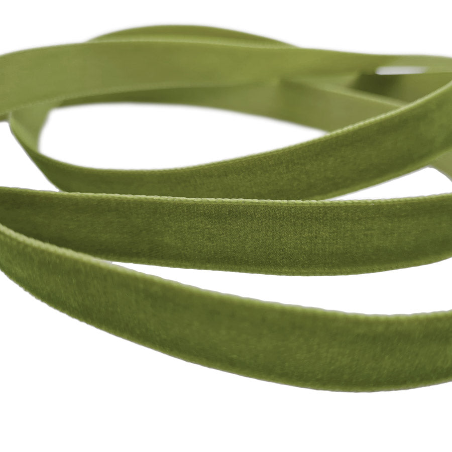 16mm Berisfords Nylon Velvet Ribbon 9409 Bocage