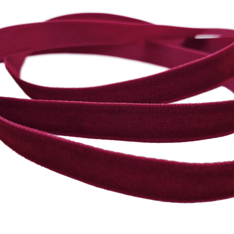 16mm Berisfords Nylon Velvet Ribbon 9424 Wine