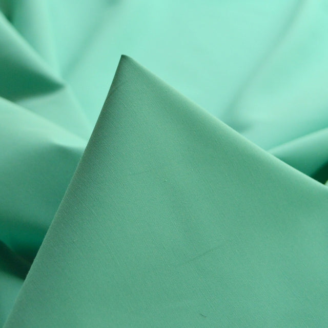 50 50 Cotton Polly Lagoon Mint Lagoon Mint Poly Cotton Fabric Cu