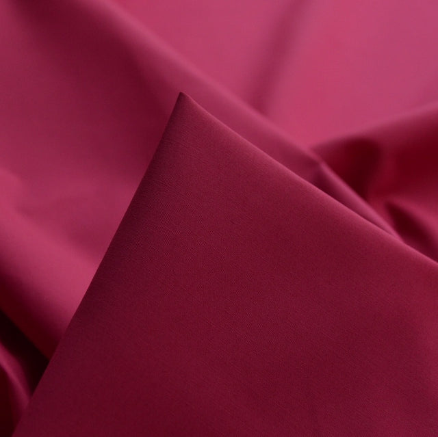 50 50 Cotton Polly Raspberry Raspberry Pink Poly Cotton Fabric Cu2