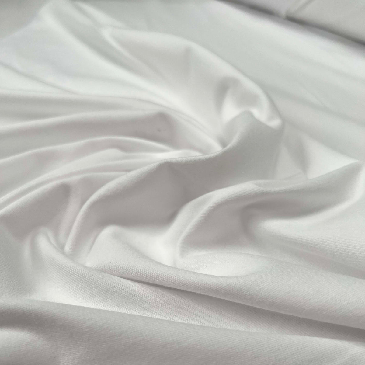 Lightweight Off-White Cotton Elastane Dress Fabric Alabaster White CU