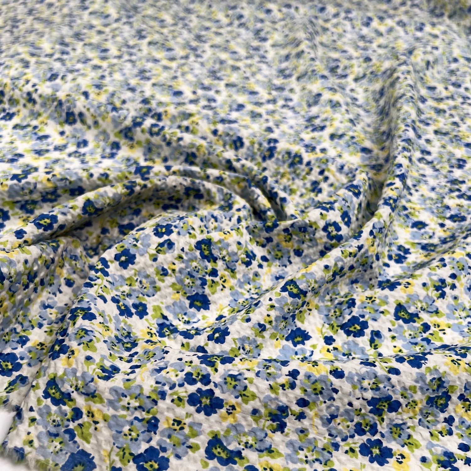 Cotton Seersucker Cottage Garden White Blue Green Small Floral Dress Fabric CU