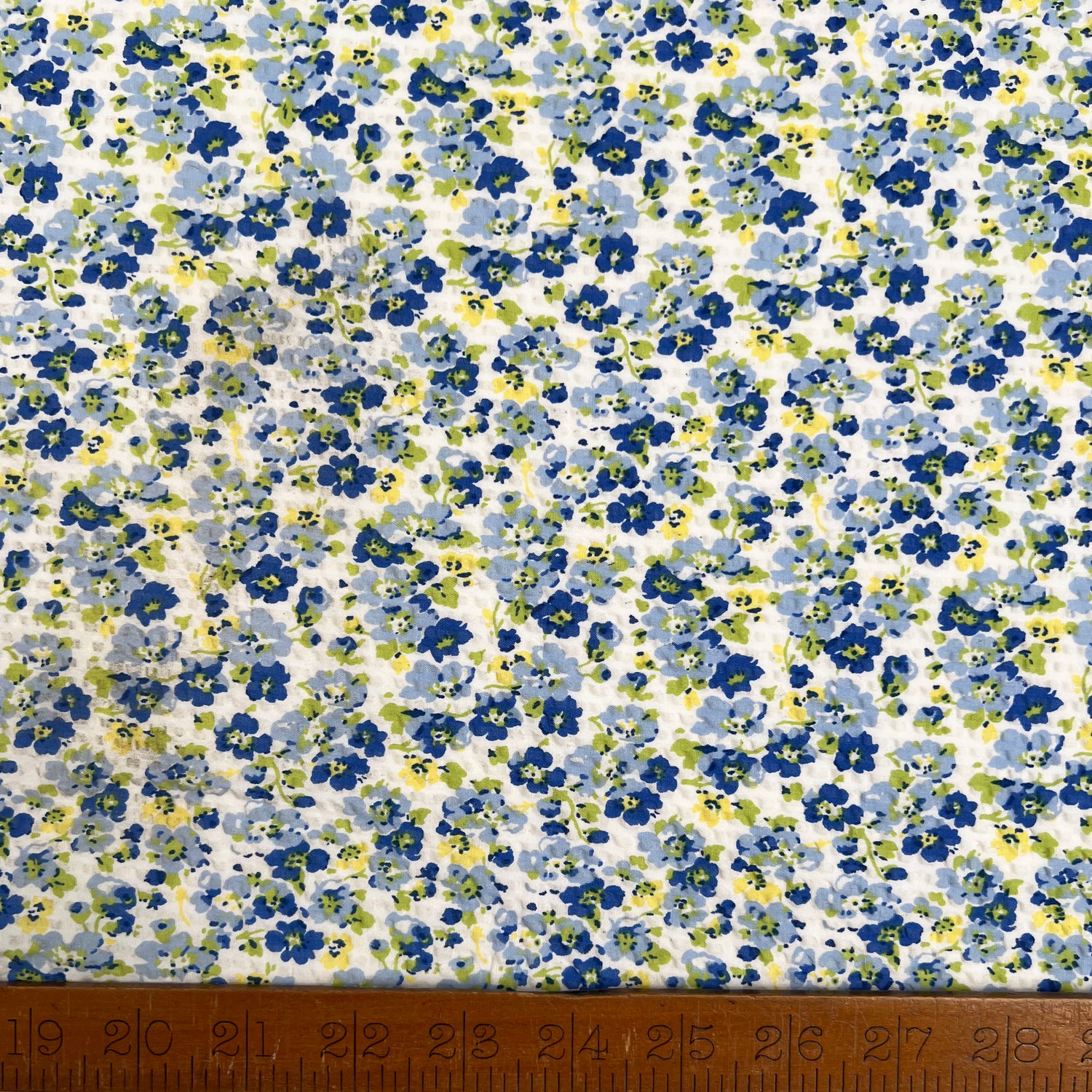 Cotton Seersucker Cottage Garden White Blue Green Small Floral Dress Fabric Ruler