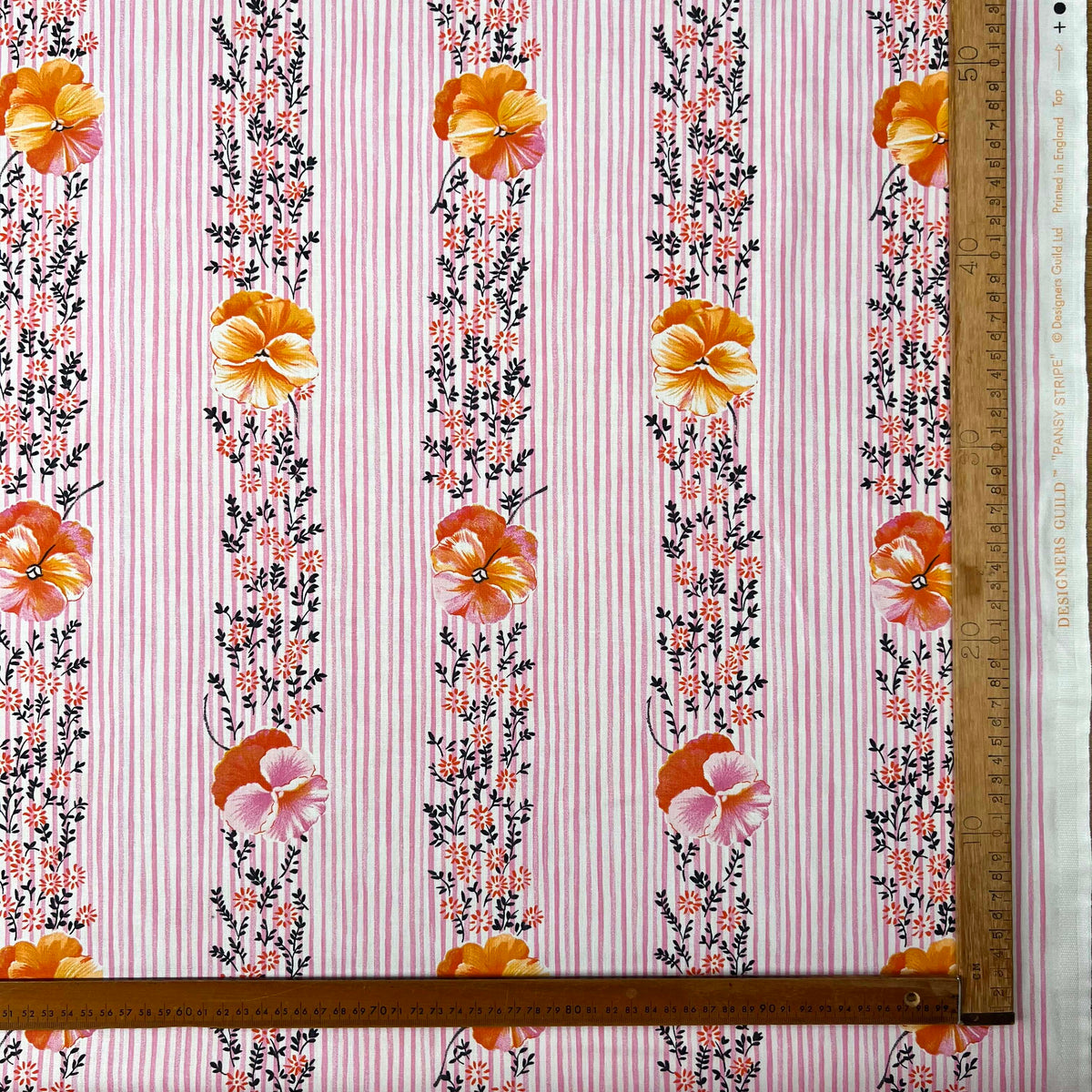 Printed Cotton Canvas Fabric Designers Guild - Pansey Stripe - Pink Ruler