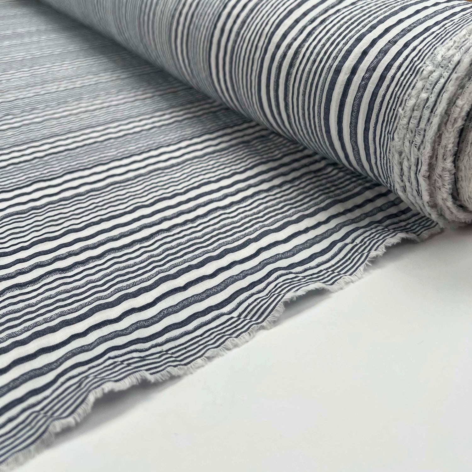 Deckchair Seersucker Navy Cotton Polyester Stripe White Woven Dress Fabric Roll