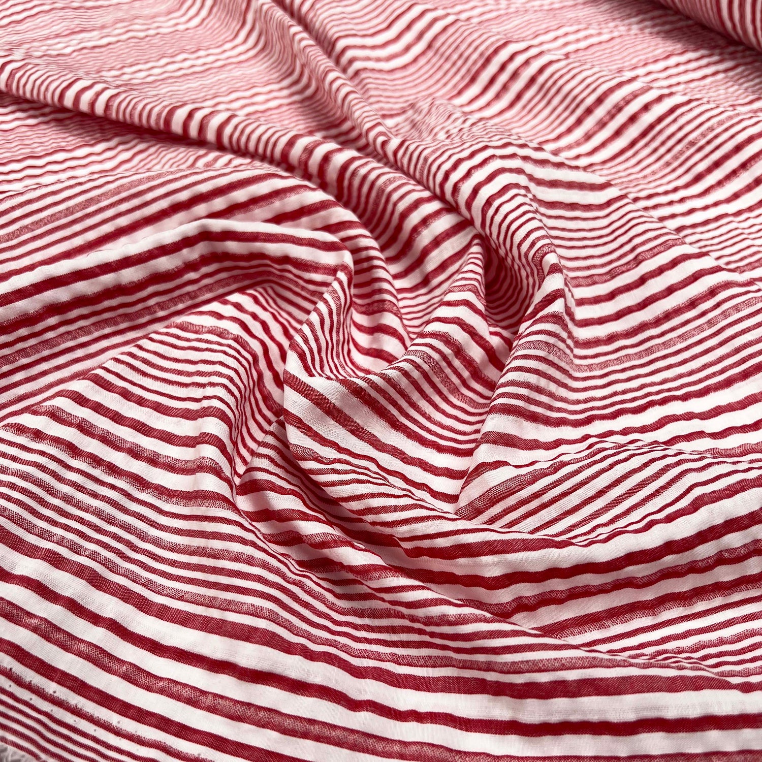 Deckchair Seersucker Red Cotton Polyester Stripe White Woven Dress Fabric Close Up