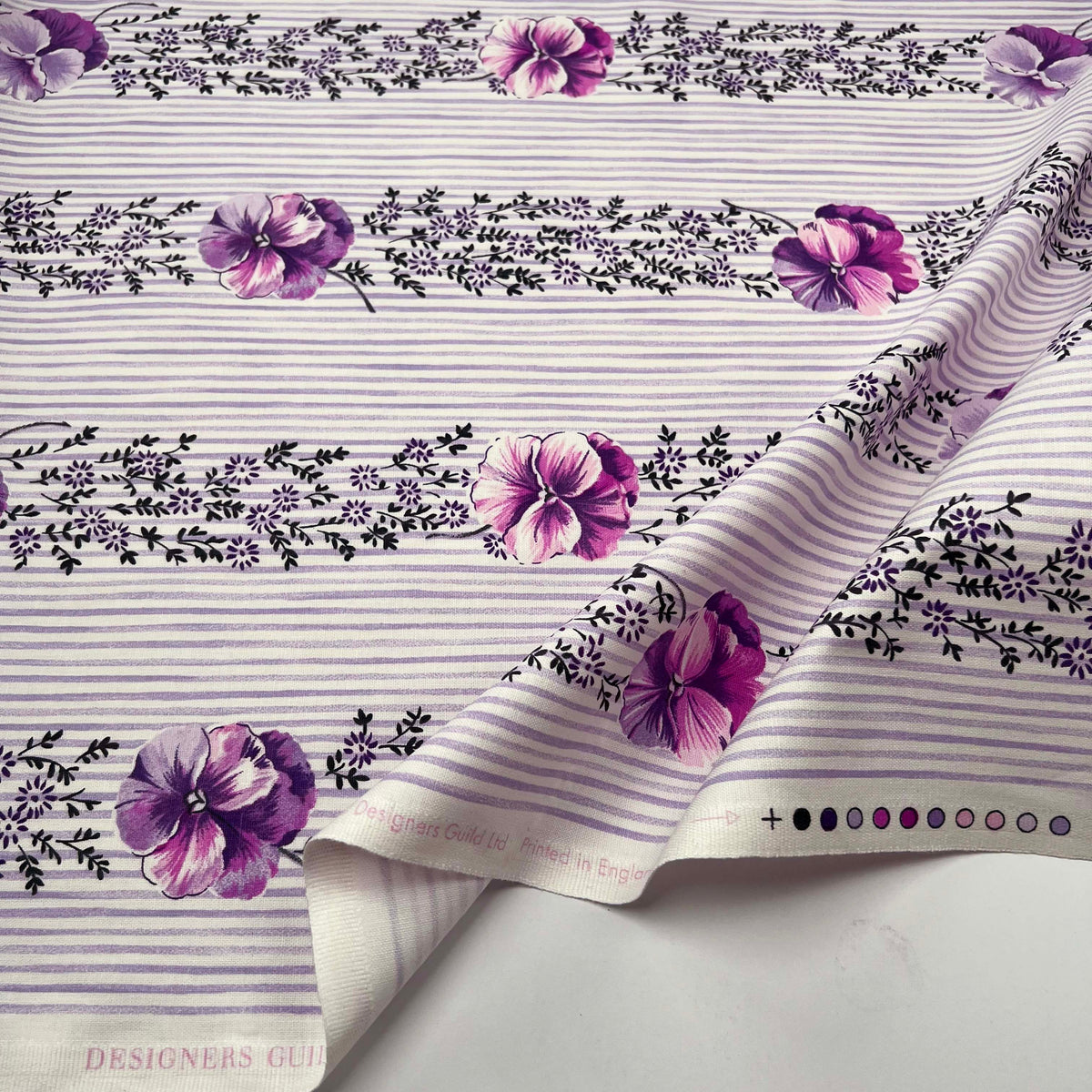 Printed Cotton Canvas Fabric Designers Guild Pansey Stripe - Crocus Fold