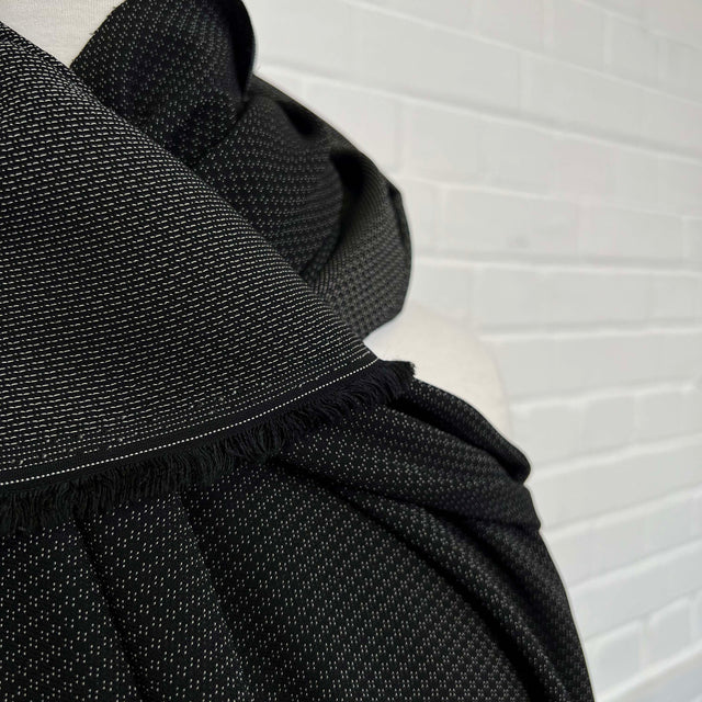 Fleck Yeah Polyester Black Charcoal Sheer Tiny Woven White Pattern Shirting Fabric CU