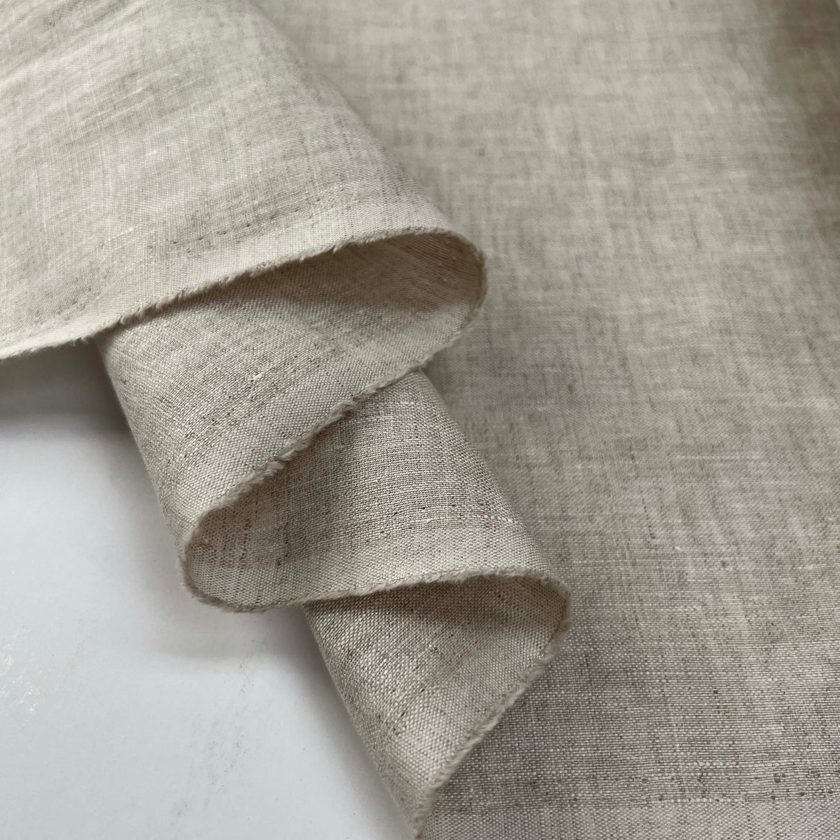 French_Linen_Natural_Plain_Woven_Dress_Fabric_Fold