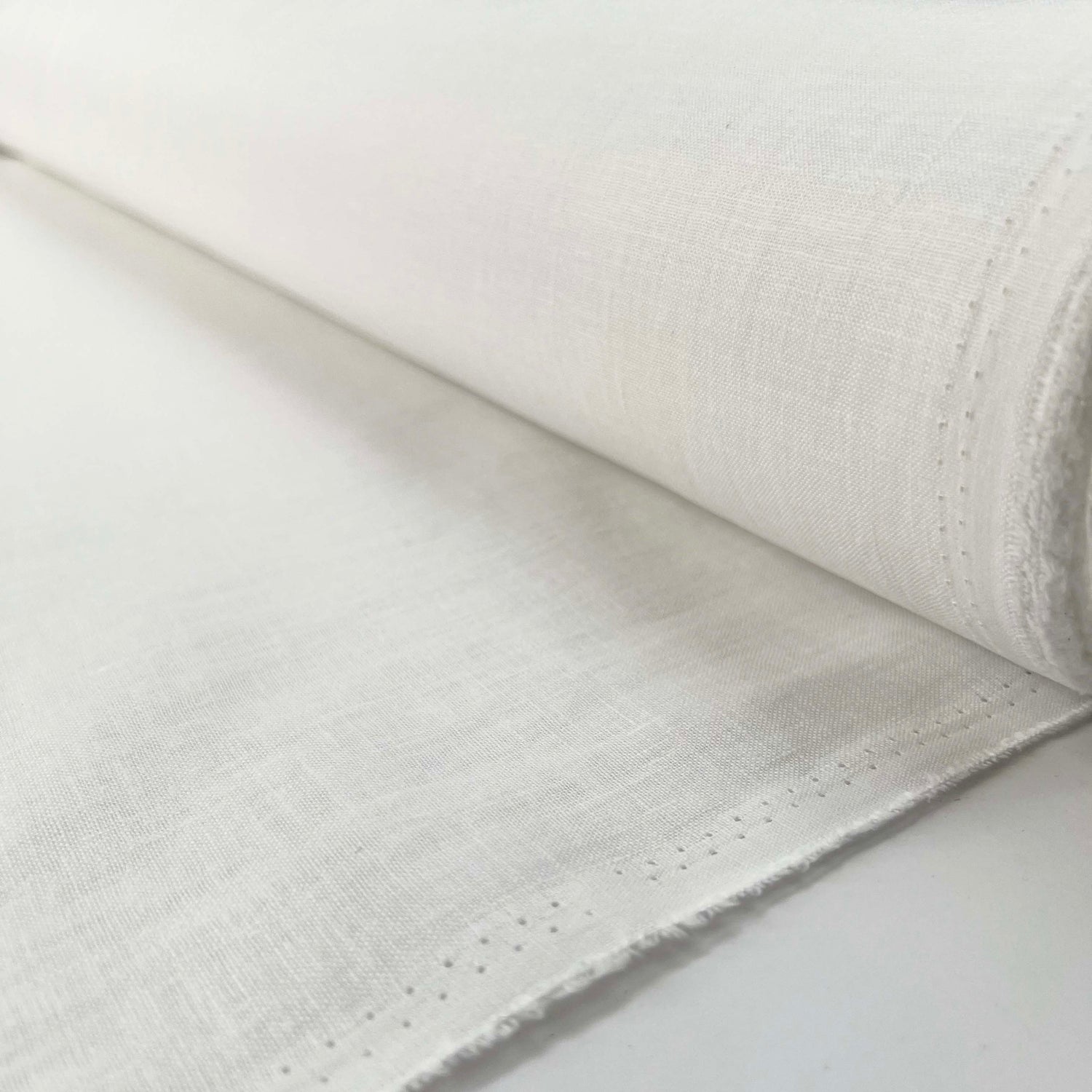 French_Linen_White_Plain_Woven_Dress_Fabric_Roll
