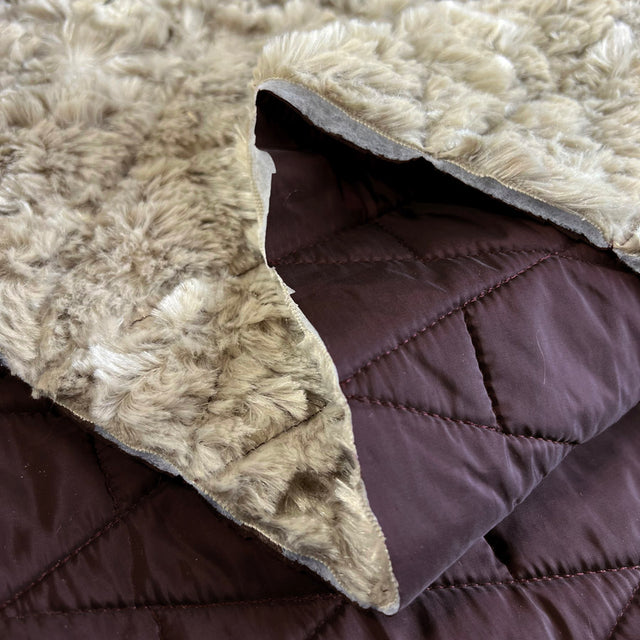 Quilted Class Wine Fur-lined diamond quilted nylon fabric Fold