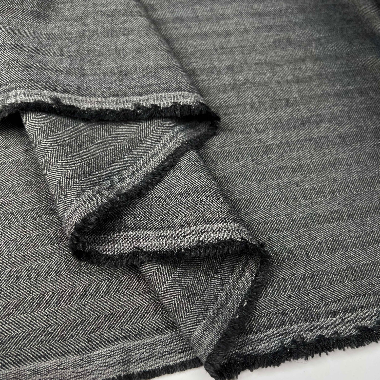 Happy Harry Viscose Blend Grey Herringbone Stretch Suiting Fabric
Fold