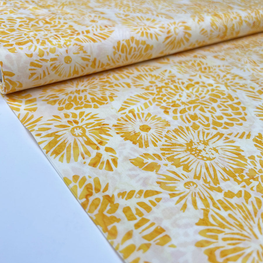 Hoffman Bali Cotton Lawn Lemon Wildflower Indonesian Yellow Cream Floral Dress Fabric Bolt