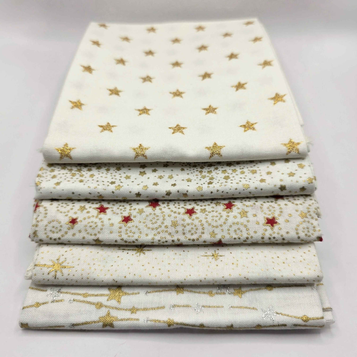 John Louden Christmas Fat Quarter Ivory Stars Bundle