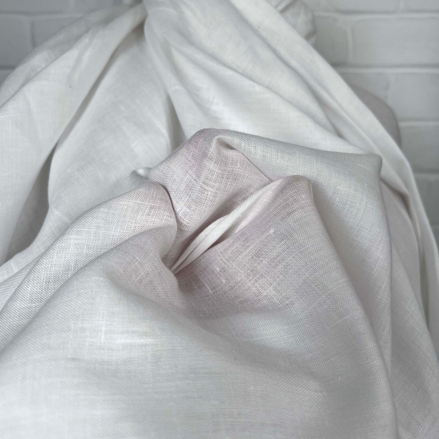 Ex-Designer Italian Plain Linen Dress Fabric Linen Elite White CU2