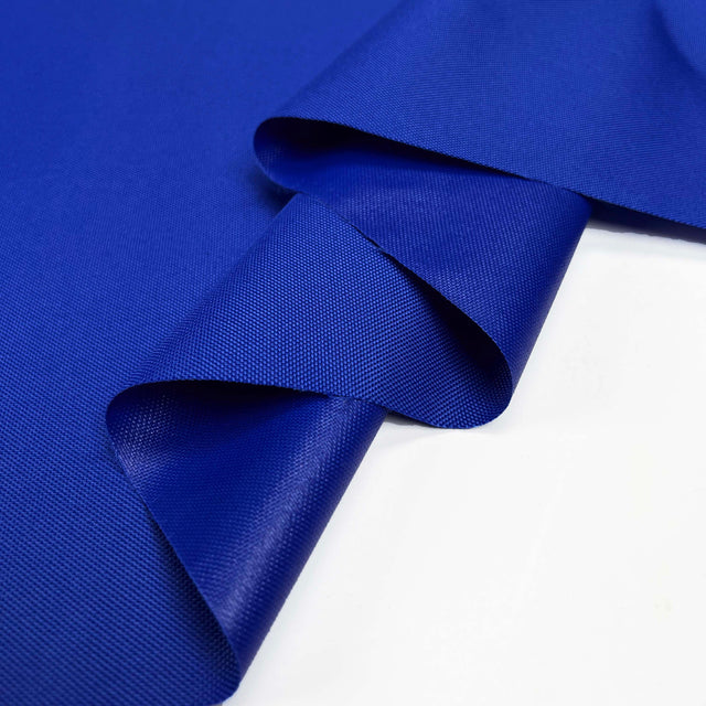 Medium Water Resistan Canvas Royal CLOSE UP