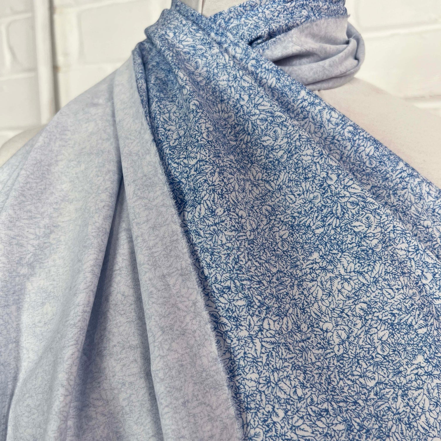 Mens Italian Shirting Bluebell Blue White Cotton Floral Fabric CU