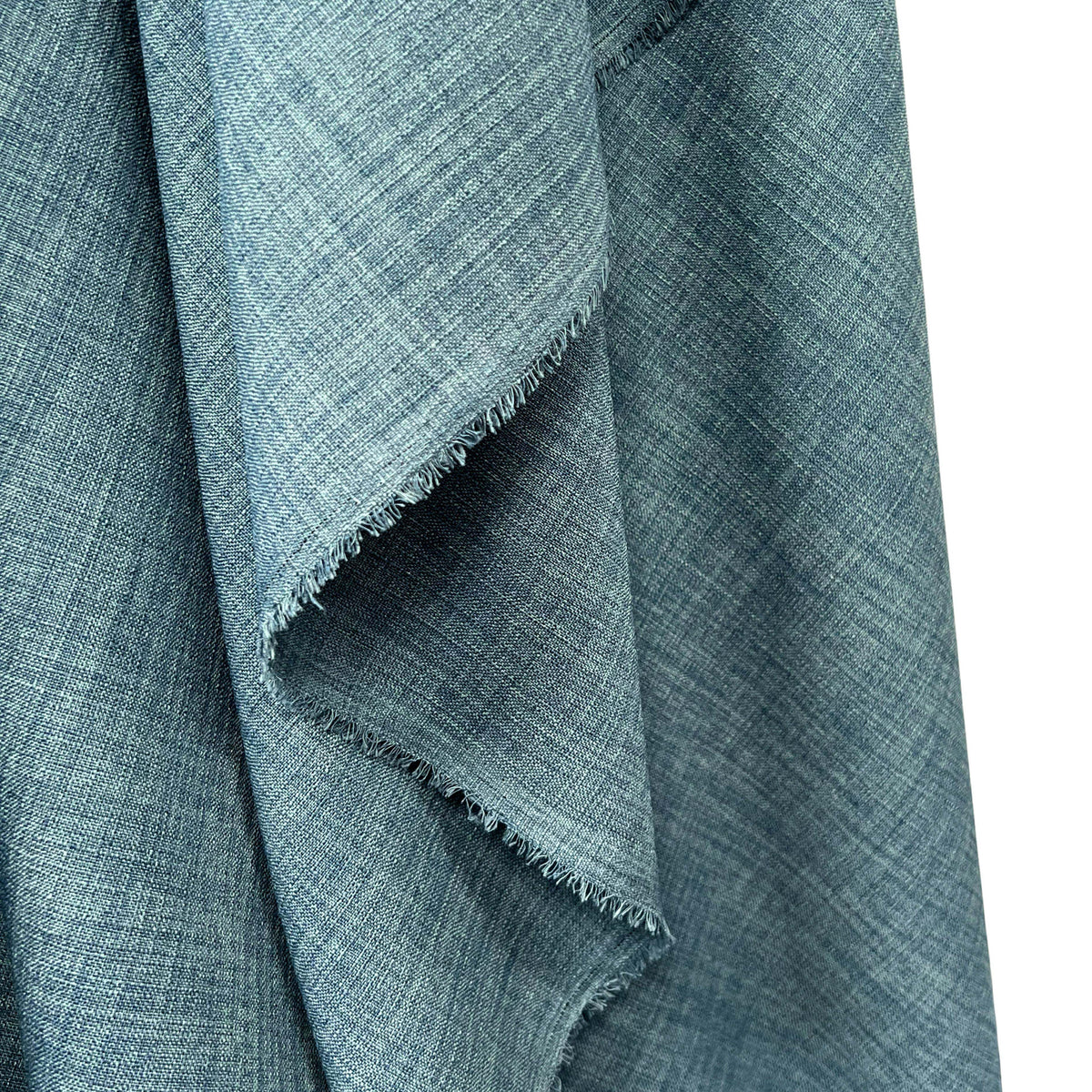 New Slant Polyester Blue Woven Suiting Fabric Hang