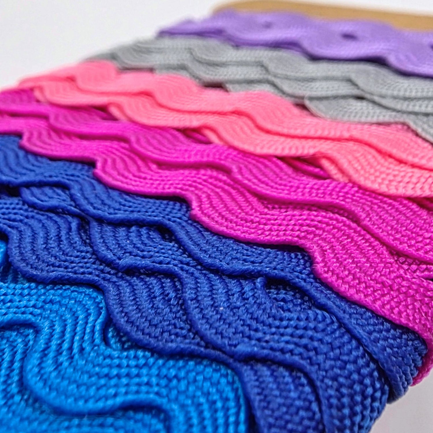 Ric Rac -  Multi-Coloured Bundles (5.49m)