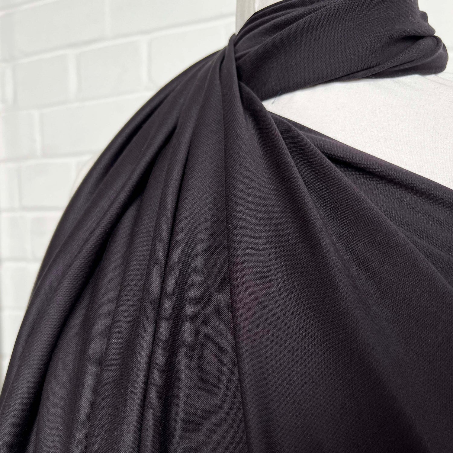 Aubergine Plain Viscose Jersey Lightweight Dress Fabric Scrunchy CU