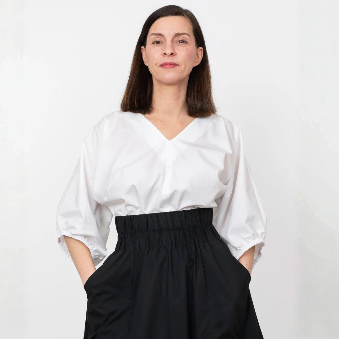 The Assembly Line - V-Neck Cuff Top Pattern Model 1