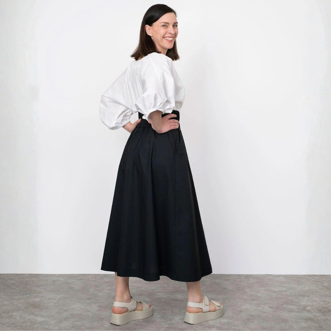 The Assembly Line - V-Neck Cuff Top Pattern Model 2
