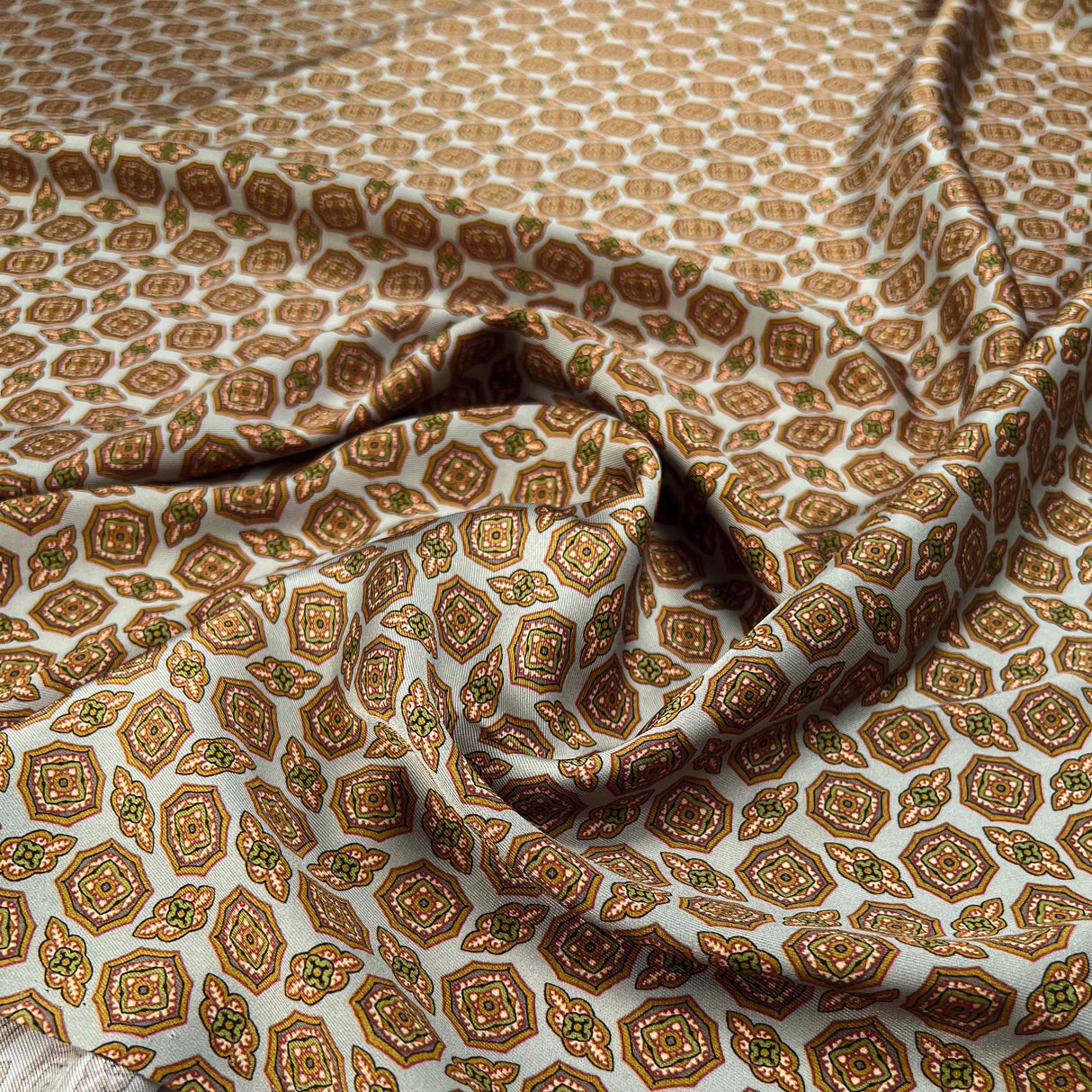 Vintage Caramel Abstract Lining Polyester Dress Fabric Close-UP