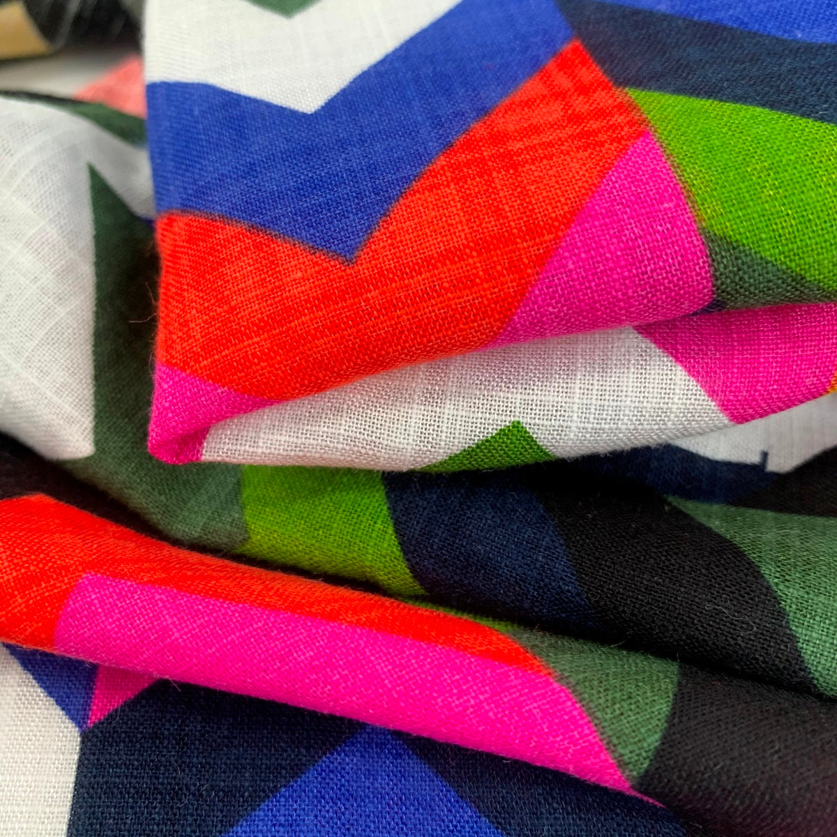 Boom Zig Zag 1 Green Pink Blue Black Fold