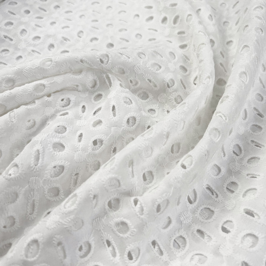 Broderie Anglaise Libby White Cotton Floral Embroidered Summer Dress Fabric Cu1