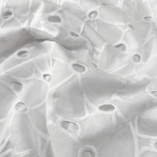 Broderie Anglaise Pippa White Floral Cotton Embroidered Woven Summer Dress Fabric