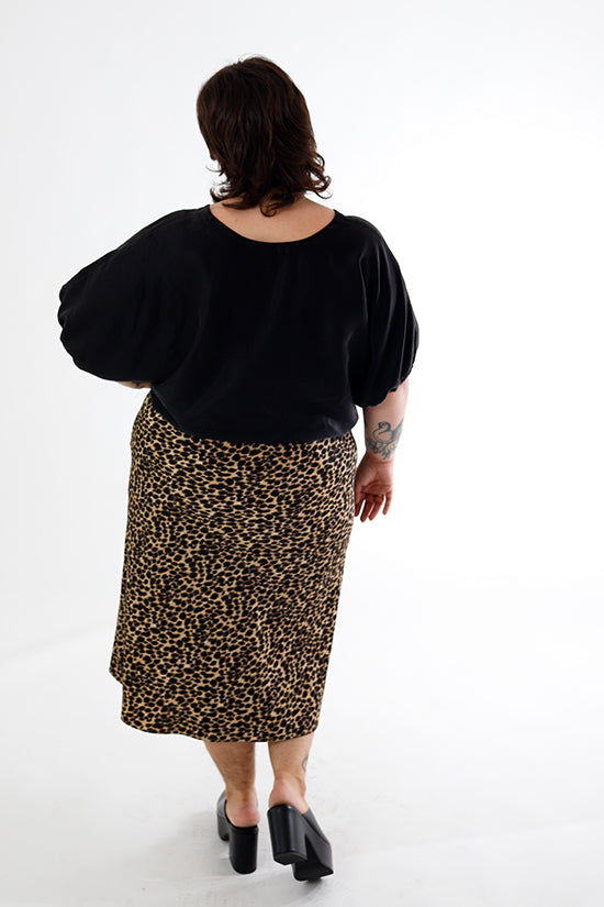 Chalk   Notch Aria Top Pattern 13