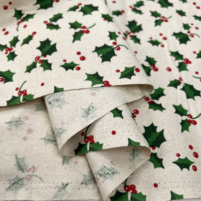 Christmas Cotton Mistletoe Green Red Holly Print Craft Fabric Fold