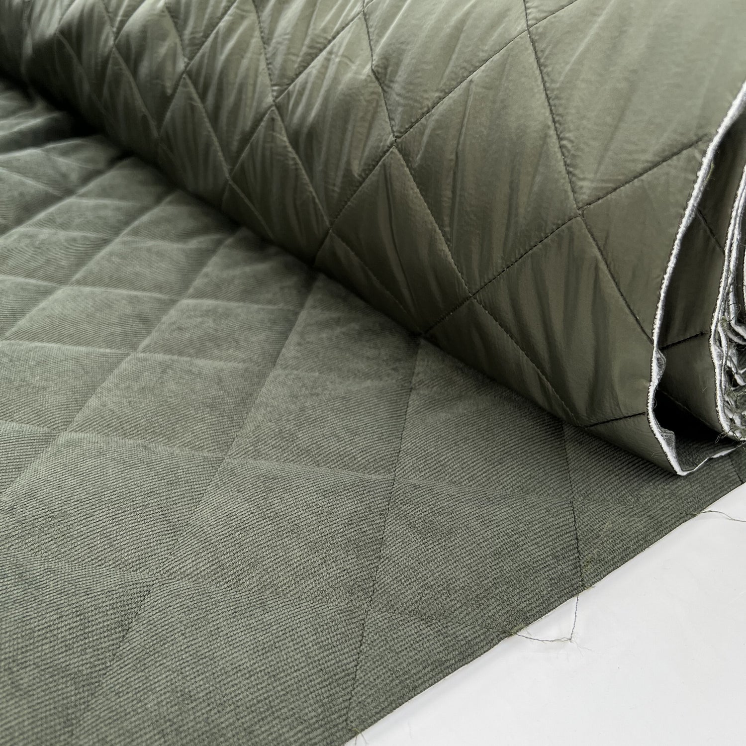Corduroy Quilting Green Polyester Wadded Diamond Coating Fabric Roll