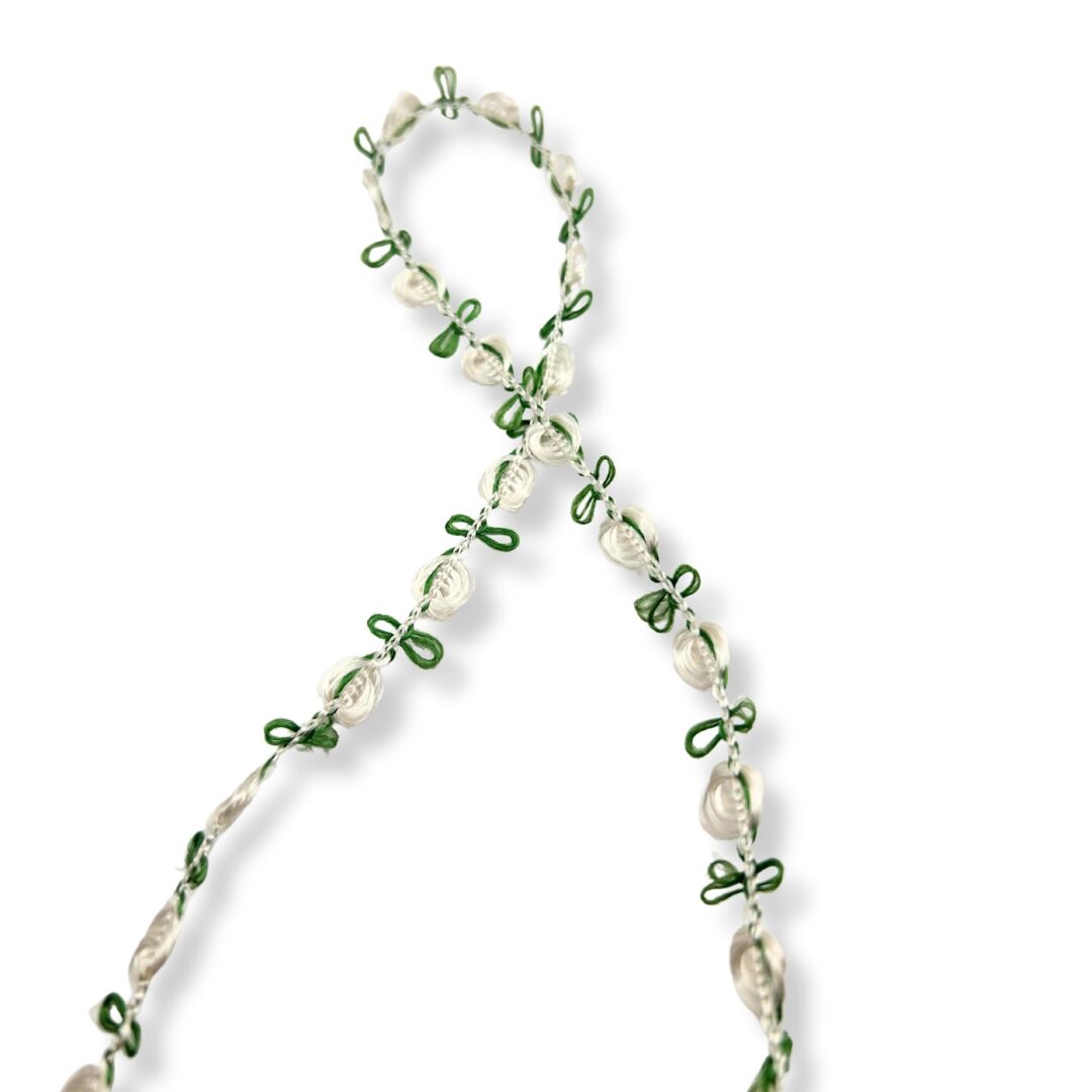 Daisy Chain Trims 8mm Wide White