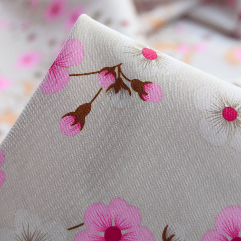 Felicity Cotton Poplin Beige Flower Dress Fabric Cu1 2