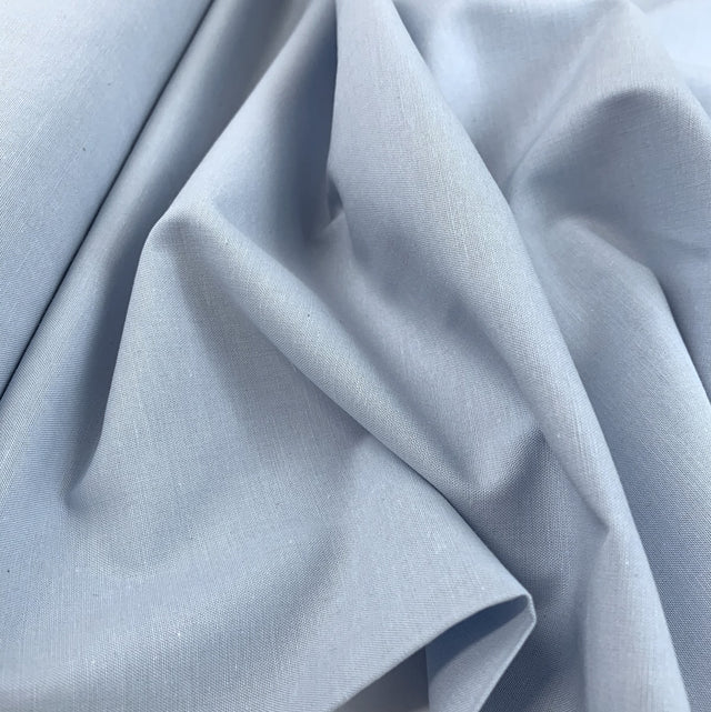 Finest Chambray Sky Lightweight Cotton Fabric Fold