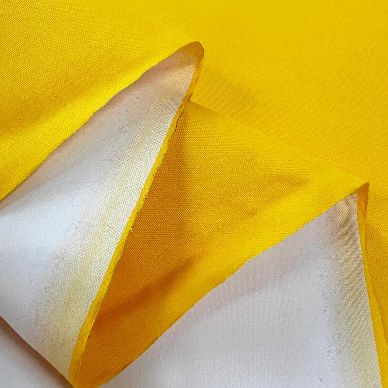 Georgie Boy Yellow Gold Coated Nylon Fabric Fold 08Ab8E1E 27Ab 4B1B 949A 2Ed19B028Eb8