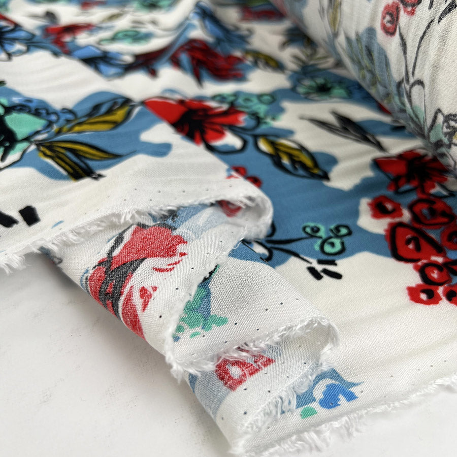Growing Wild White Blue Red Green Floral Leaf Print Viscose Italian Deadstock Lightweight Dress Fabric Fold
