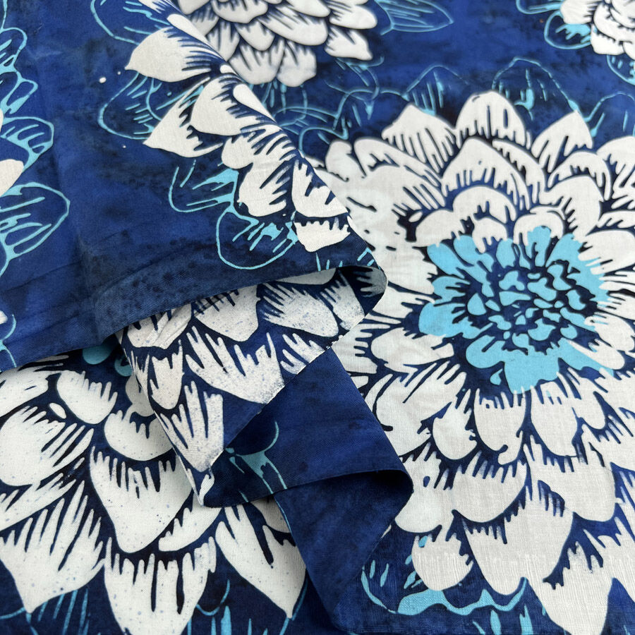 Hoffman Bali Cotton Lawn Hummingbird White Blue Floral Abstract Indonesian Fabric Fold