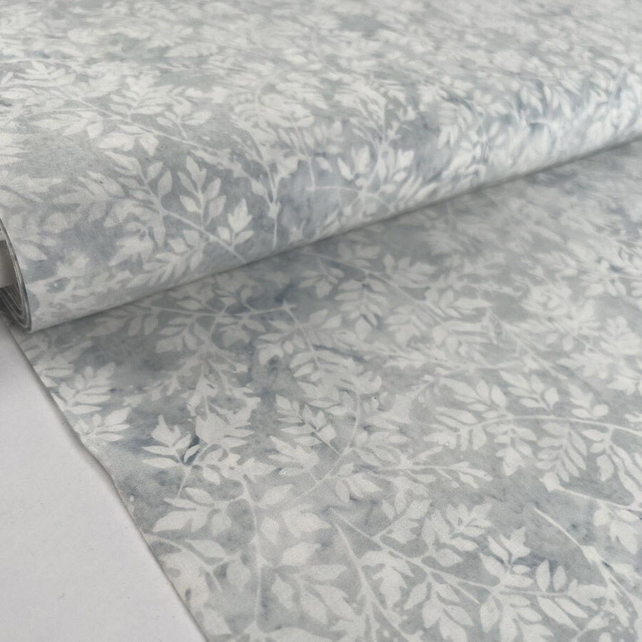 Hoffman Bali Cotton Lawn Iceberg White Floral Leaf Indonesian Fabric Bolt