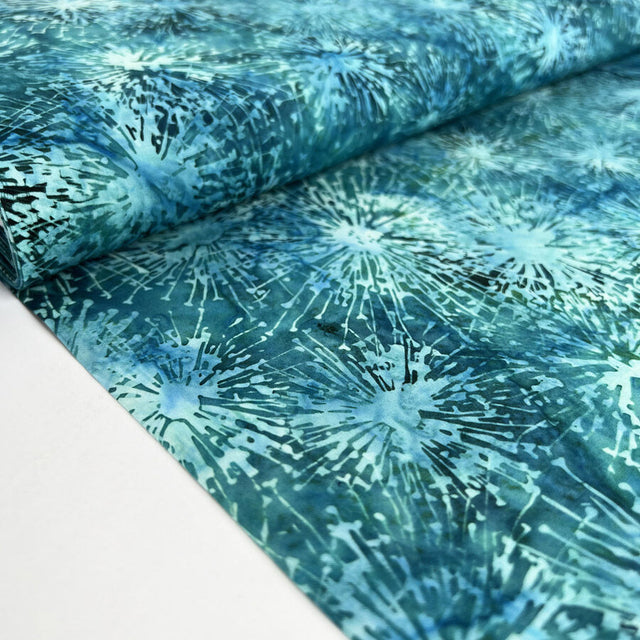 Hoffman Bali Cotton Lawn Sea Mist Abstract Green Blue Indonesian Fabric Bolt