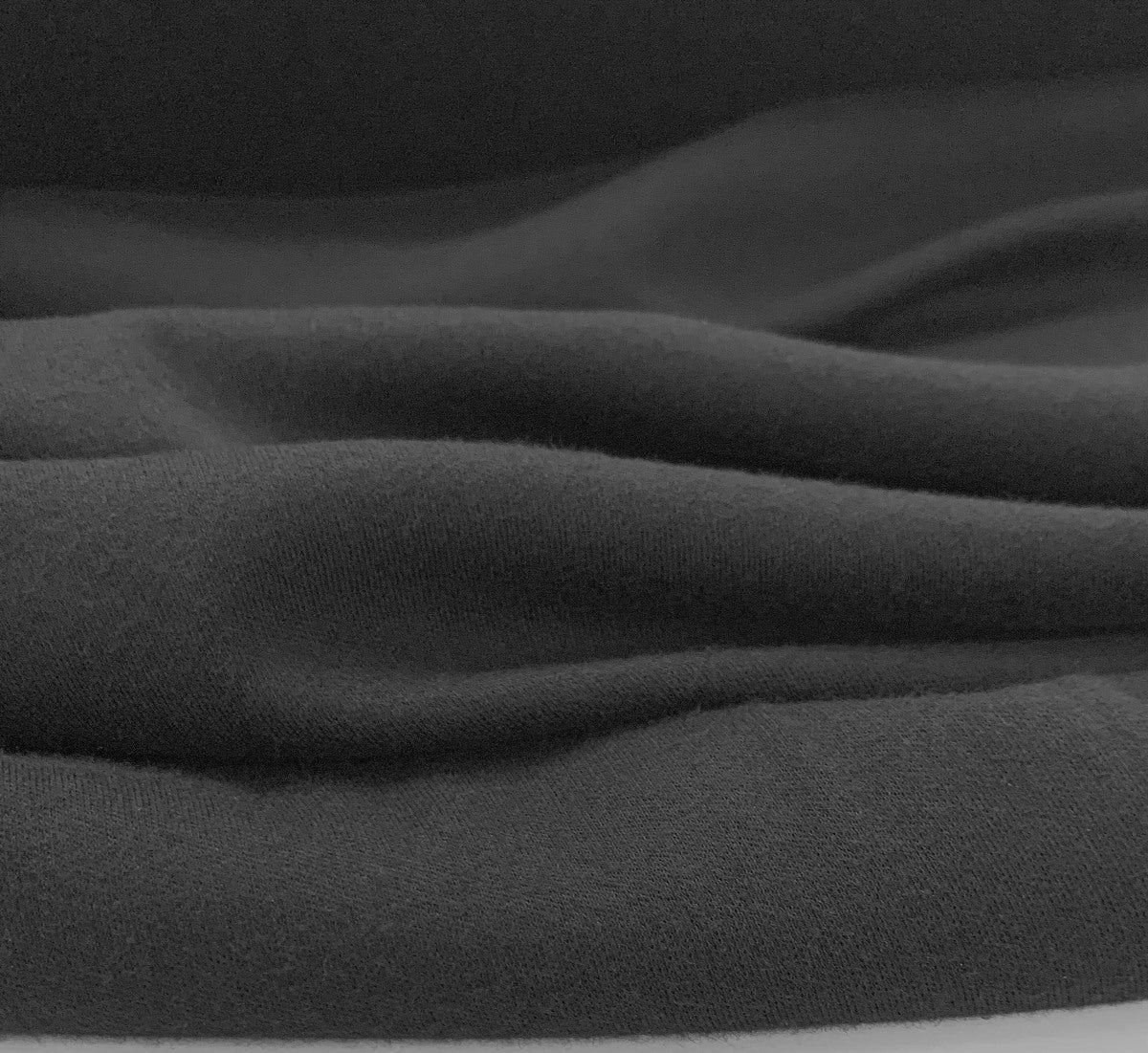 Interlock Black Fold