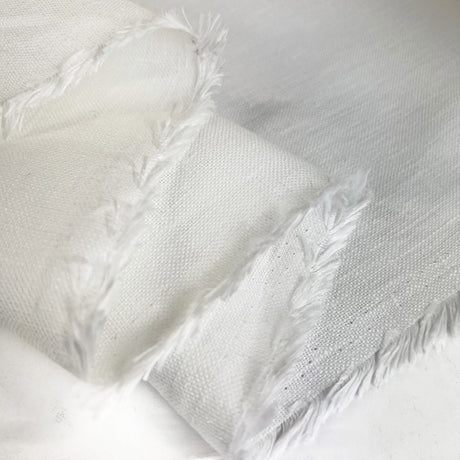 Irish Linen White Heavy Furnishing Fabric Fold 94C3F362 7Ed0 4705 966B 75Bcb77D52B9