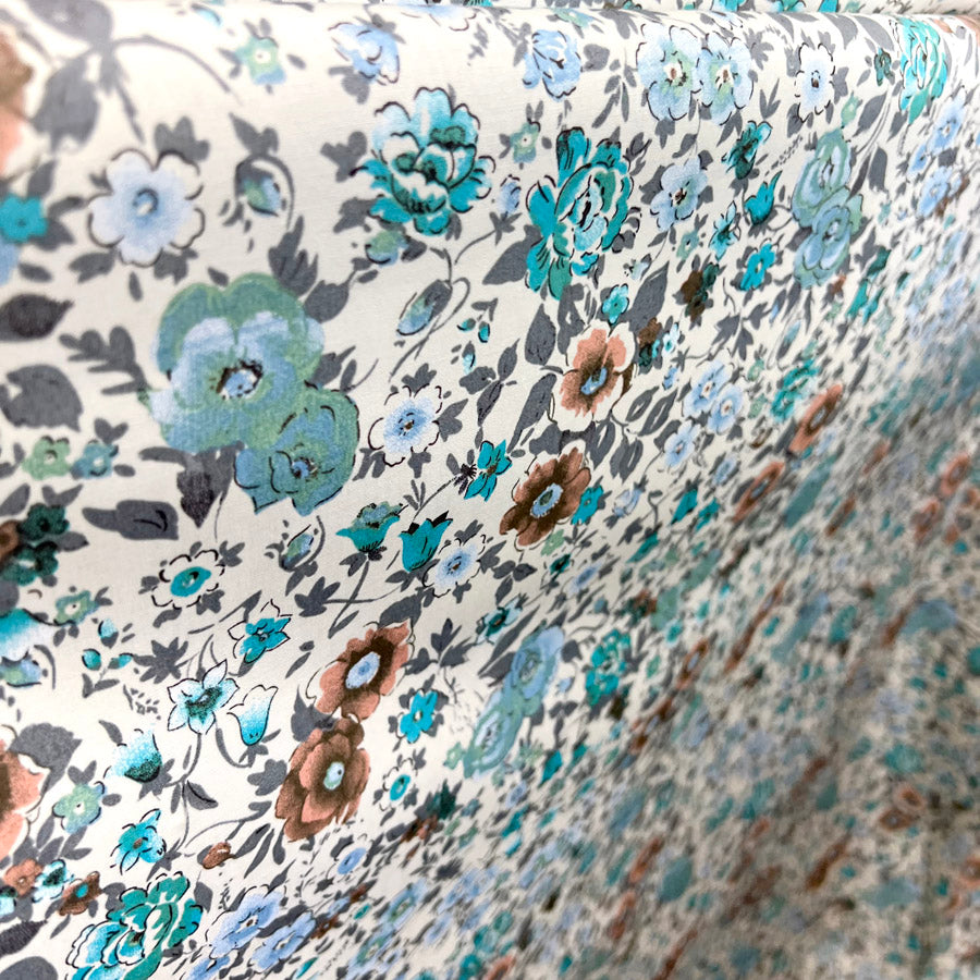 Italian Cotton Poplin Blue Floral Print Dress Fabric Vittoria Drape