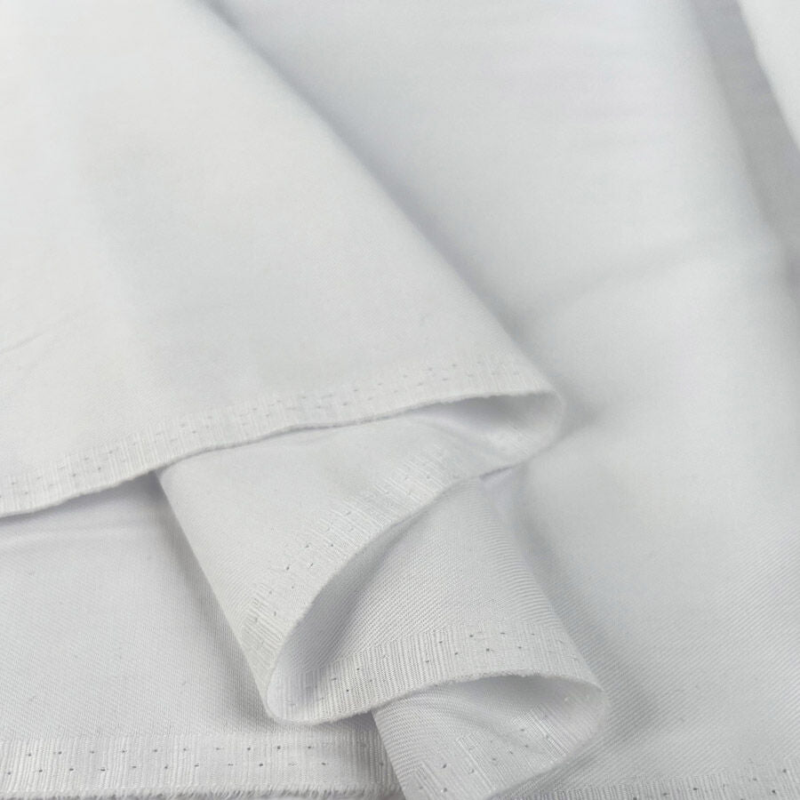 Italian Tencel Twill White Soft Lightweight Woven Shirting Fabric Fold